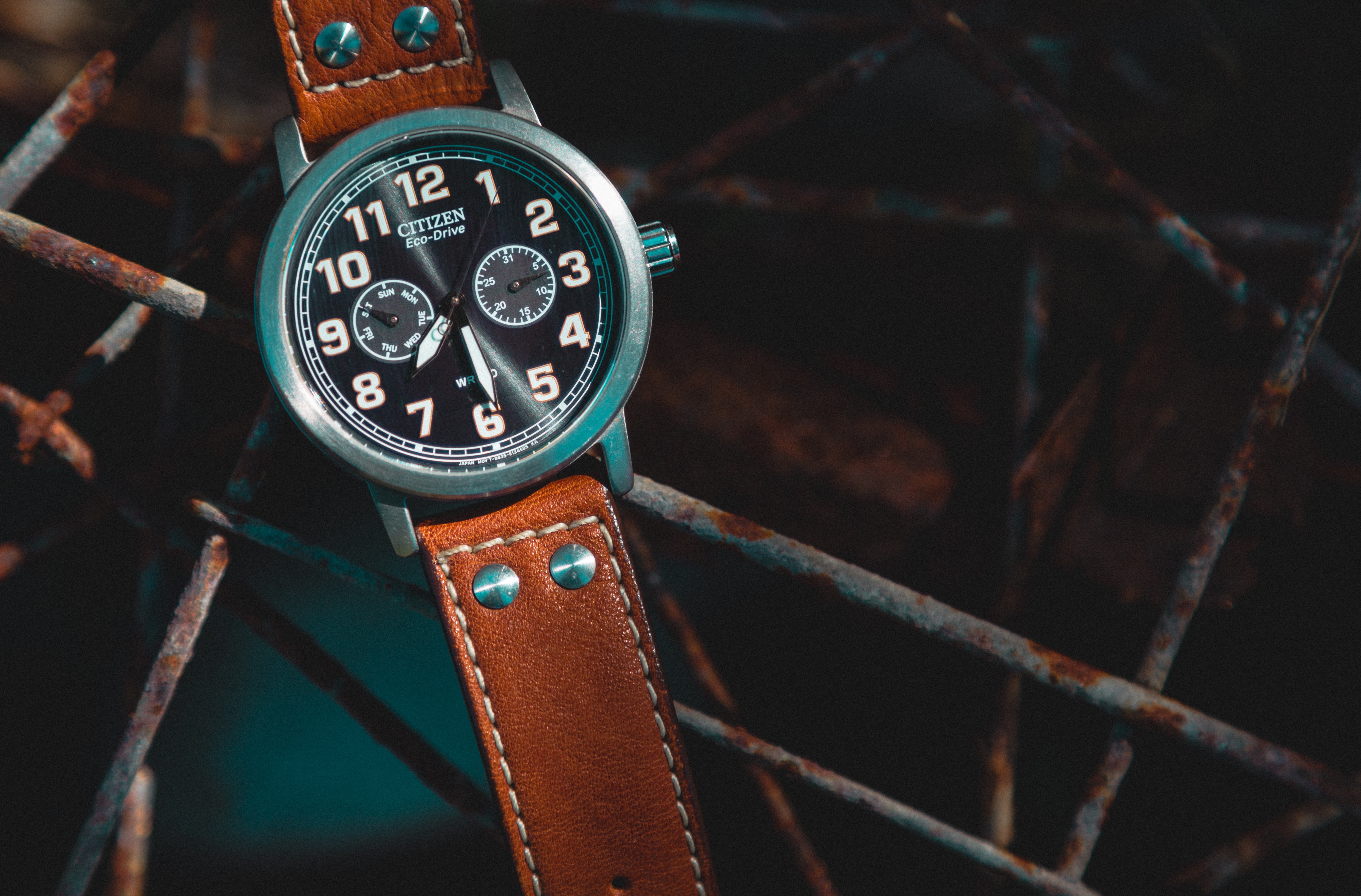 Luxury Watch Trends: Retro Watch Styles
